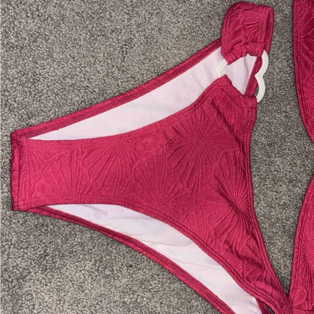 Textured Heart-Accent Raspberry Bikini Set - Picture 2 of 5